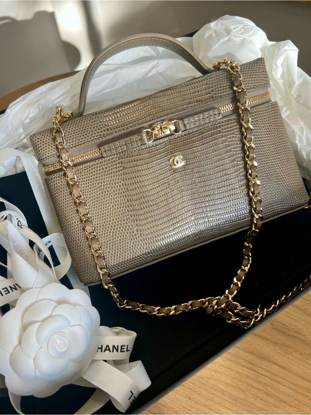 Chanel 26A Dark Khaki Lizard-Embossed Calfskin Top Handle Vanity Case w/Chain